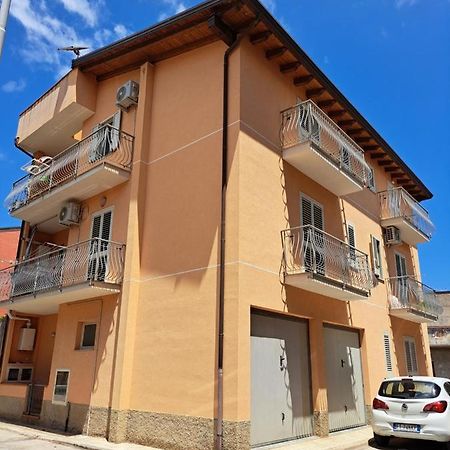 La Casa Vacanza Falcone Exterior photo
